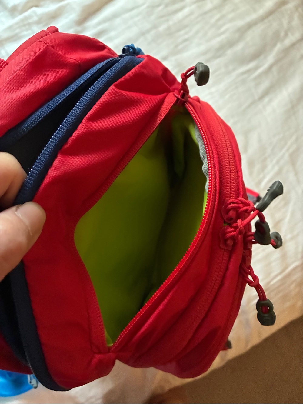 CamelBak M.U.L.E. 12 Hydration Pack Backpack - Red - Excellent Condition - Picture 7 of 16
